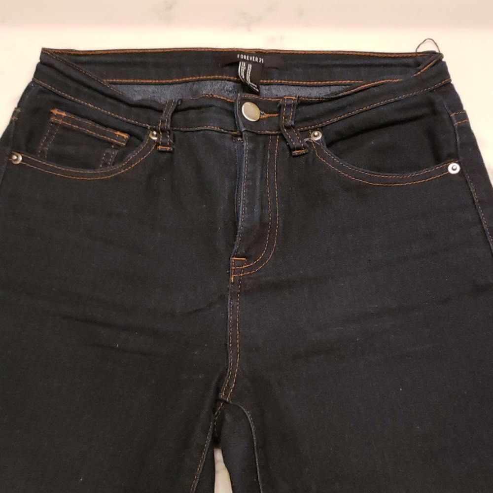 Jeans - Picture 3 of 8